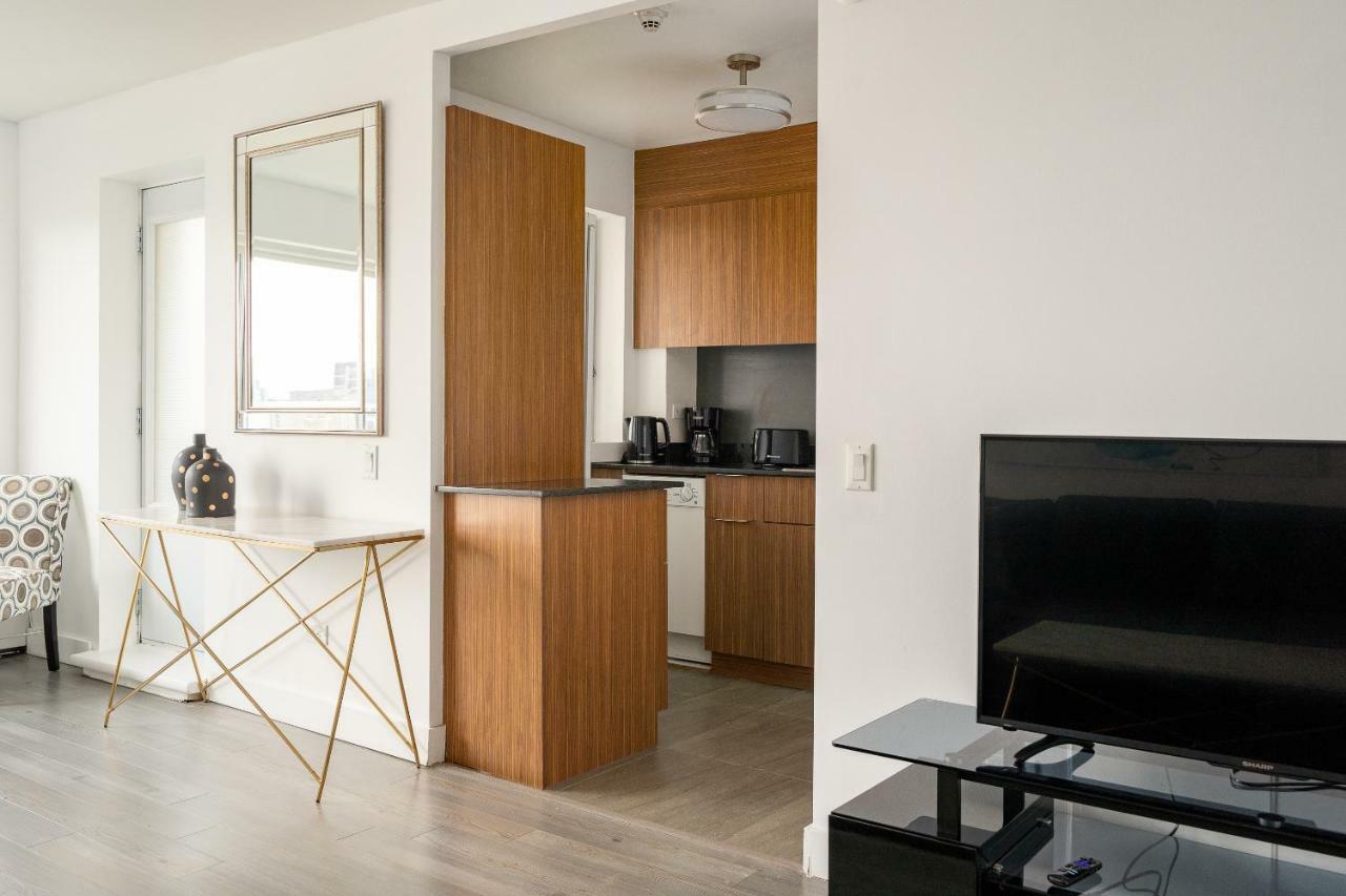 Apartment Lux For Less *