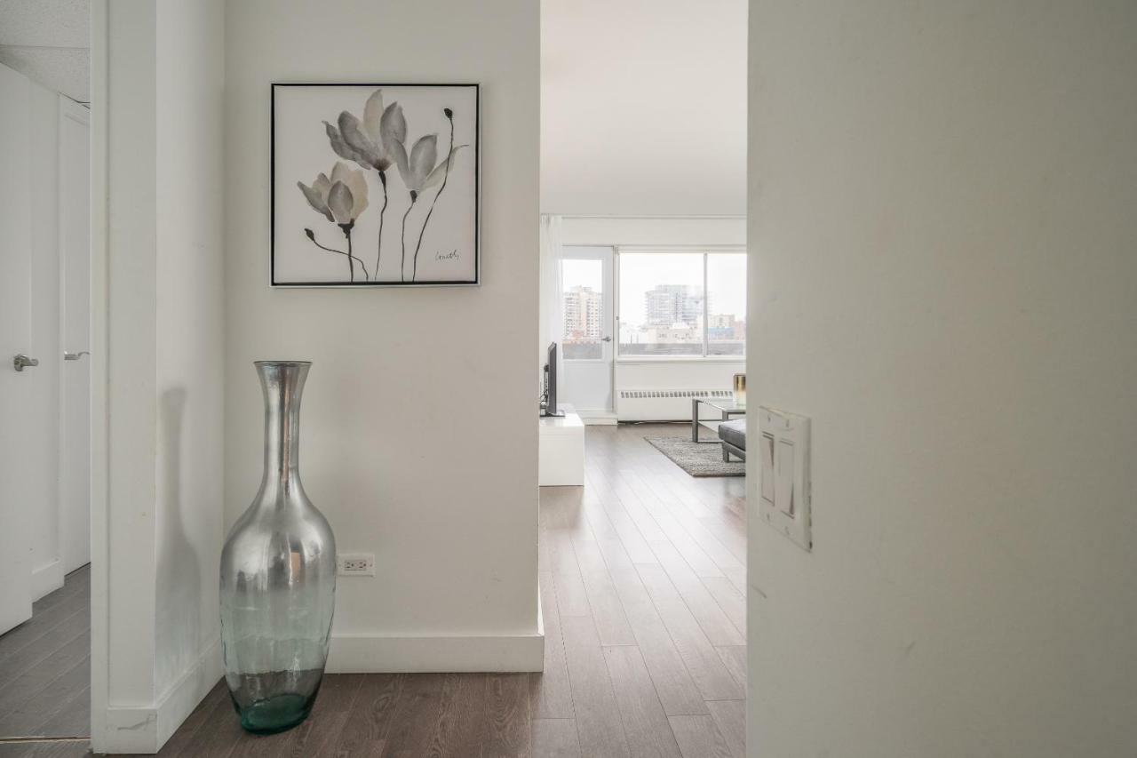 Apartment Lux For Less