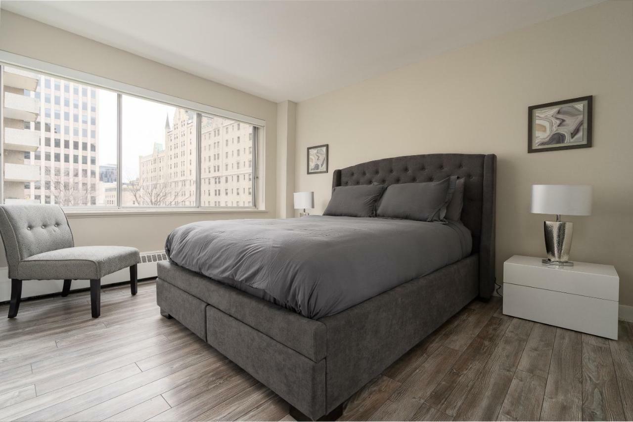 Lux For Less Apartment