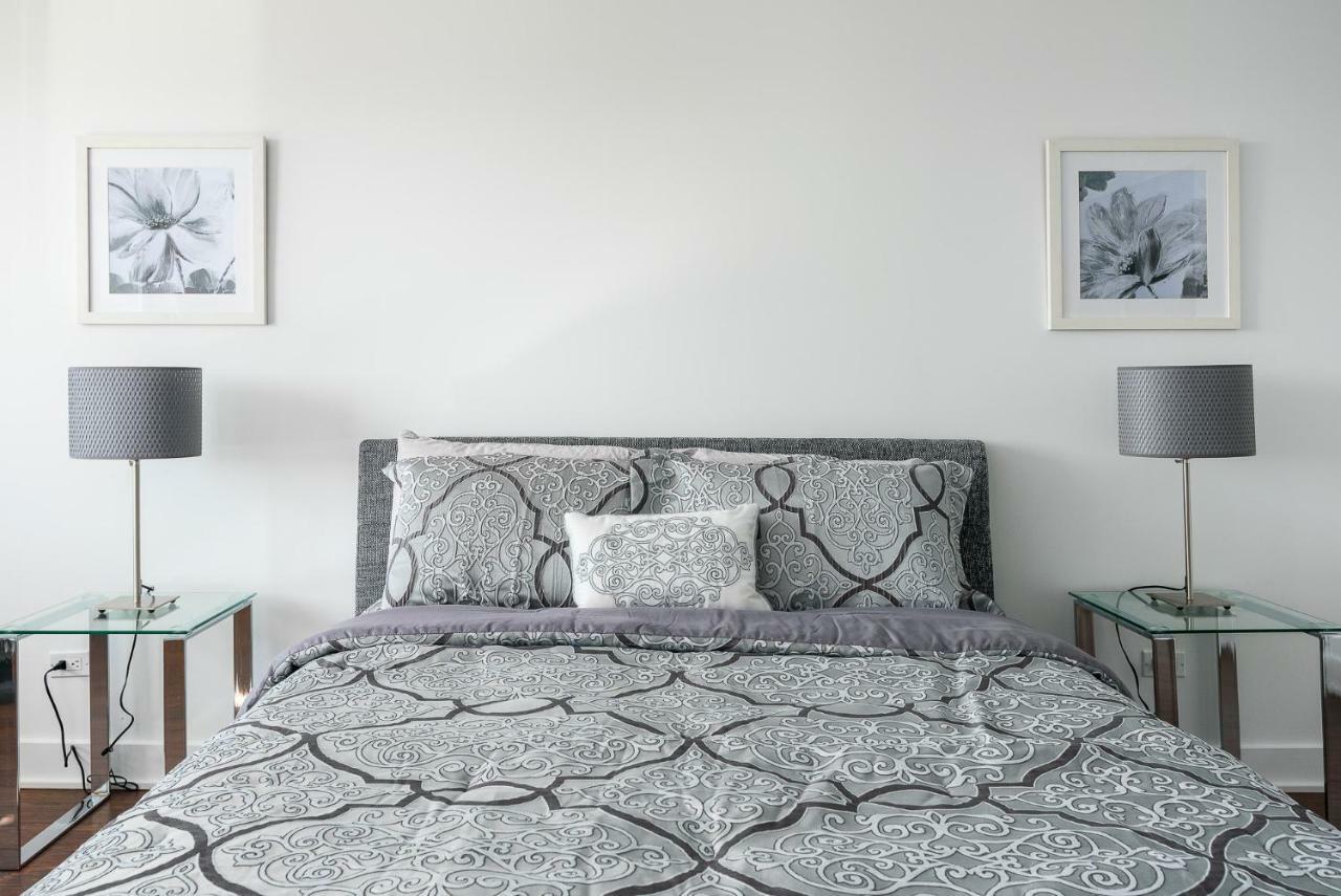 Lux For Less * Montreal