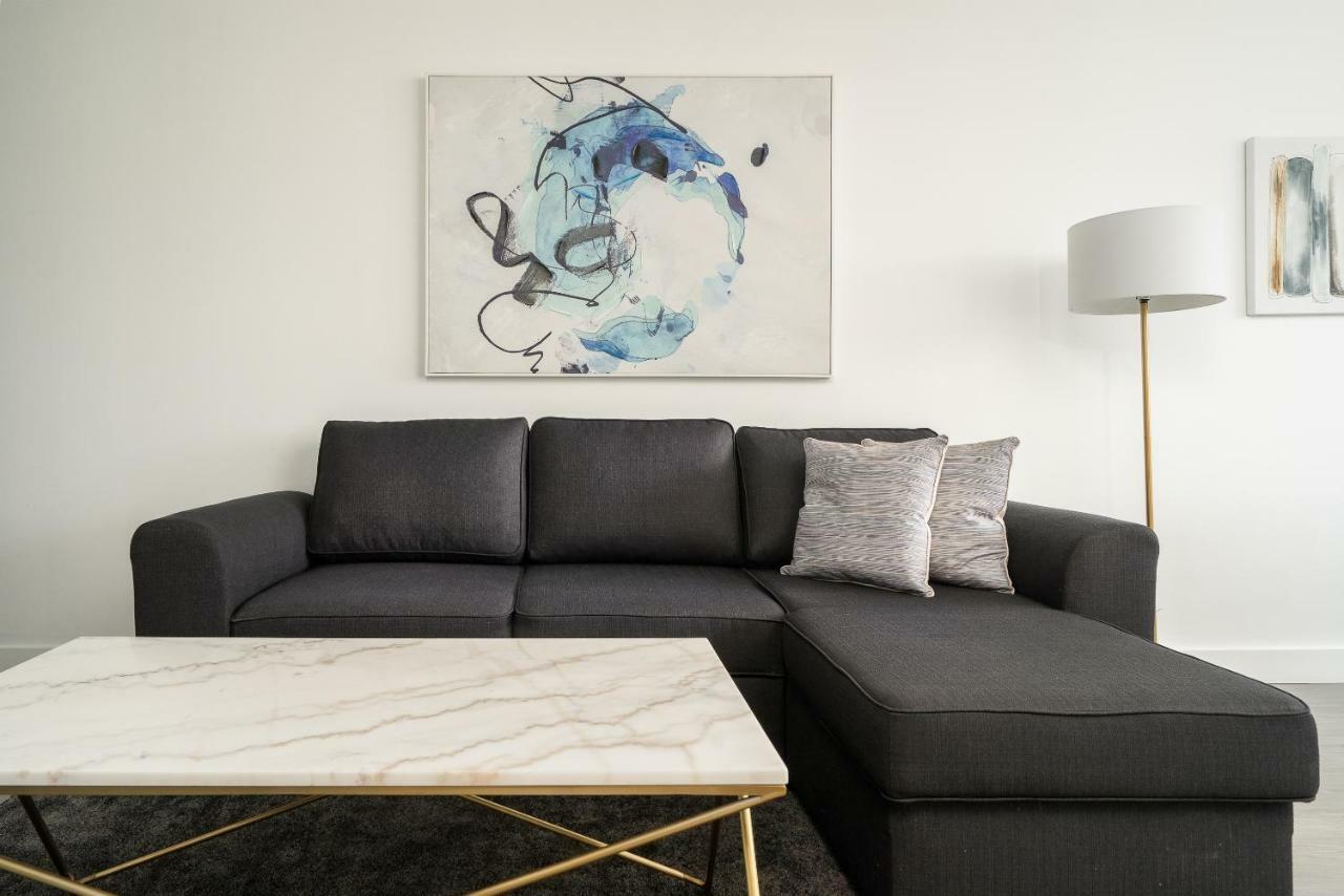 Apartment Lux For Less Montreal