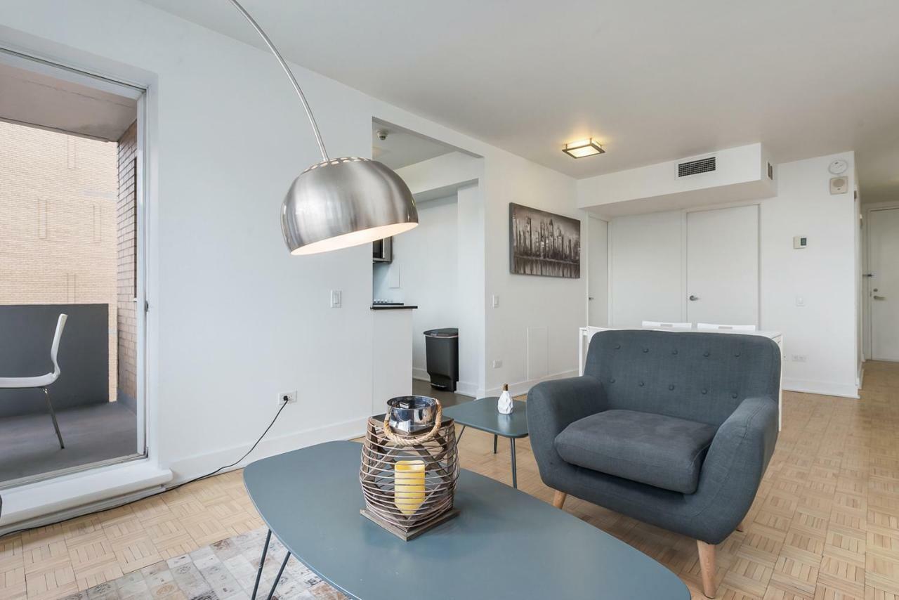 Lux For Less Apartment *