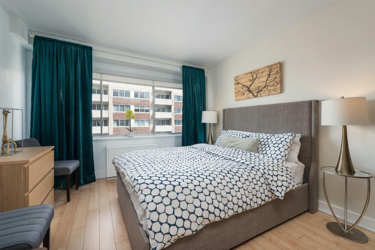 Lux For Less Montreal