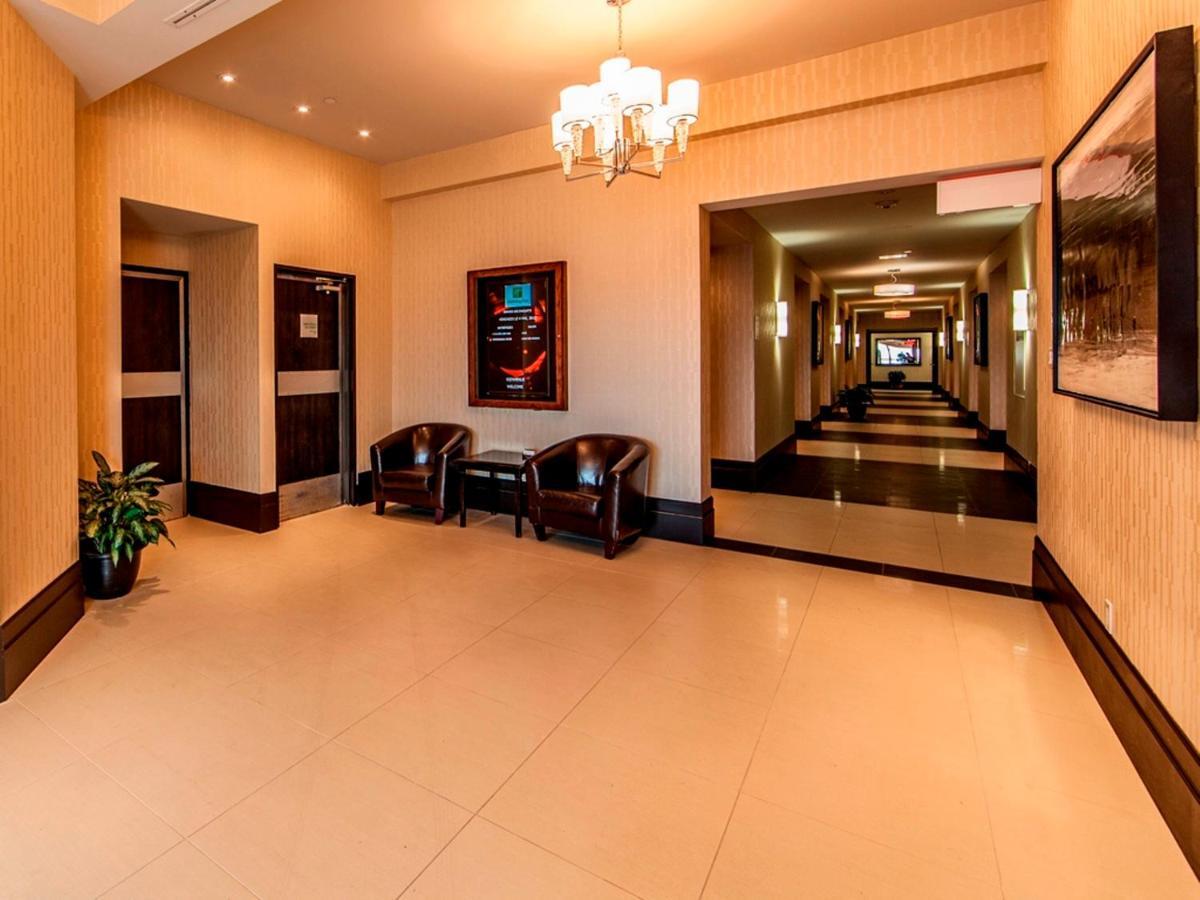 Hotel Radisson Airport 3*