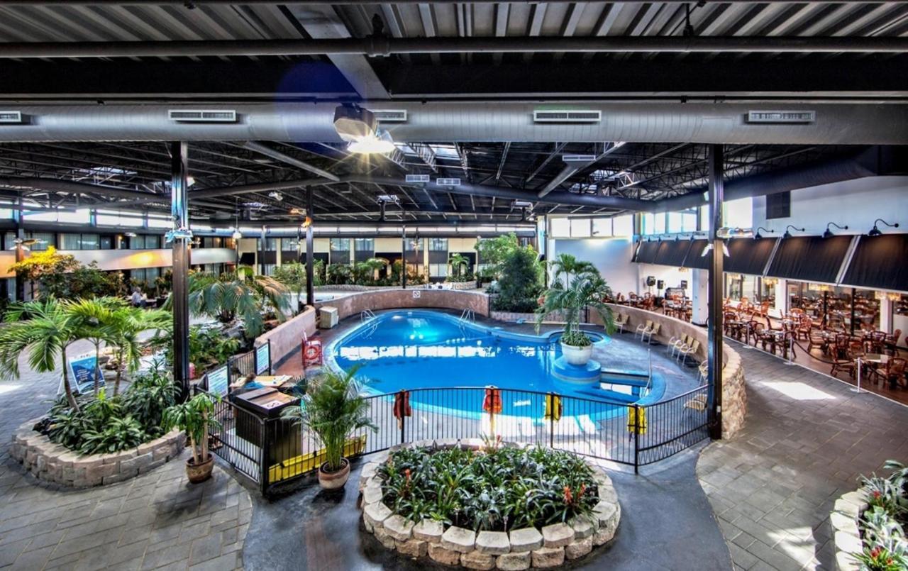Radisson Airport