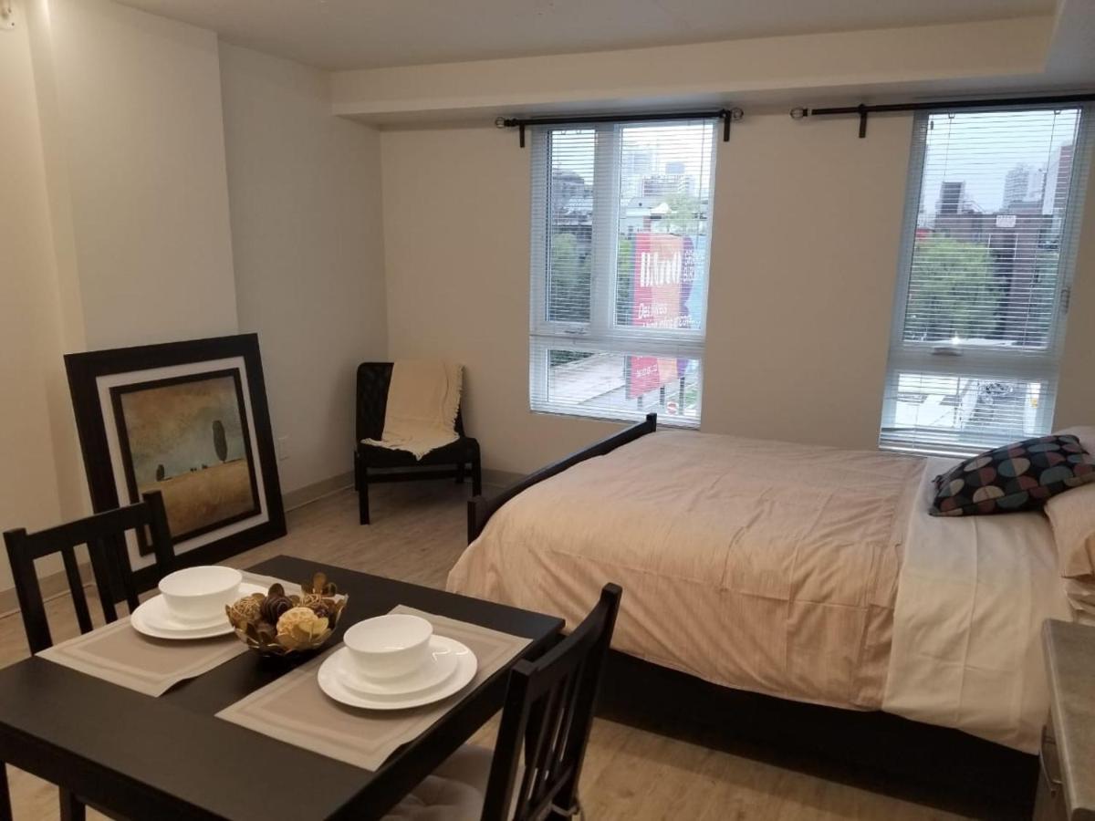 Studio Apartment In Montreal Apartment