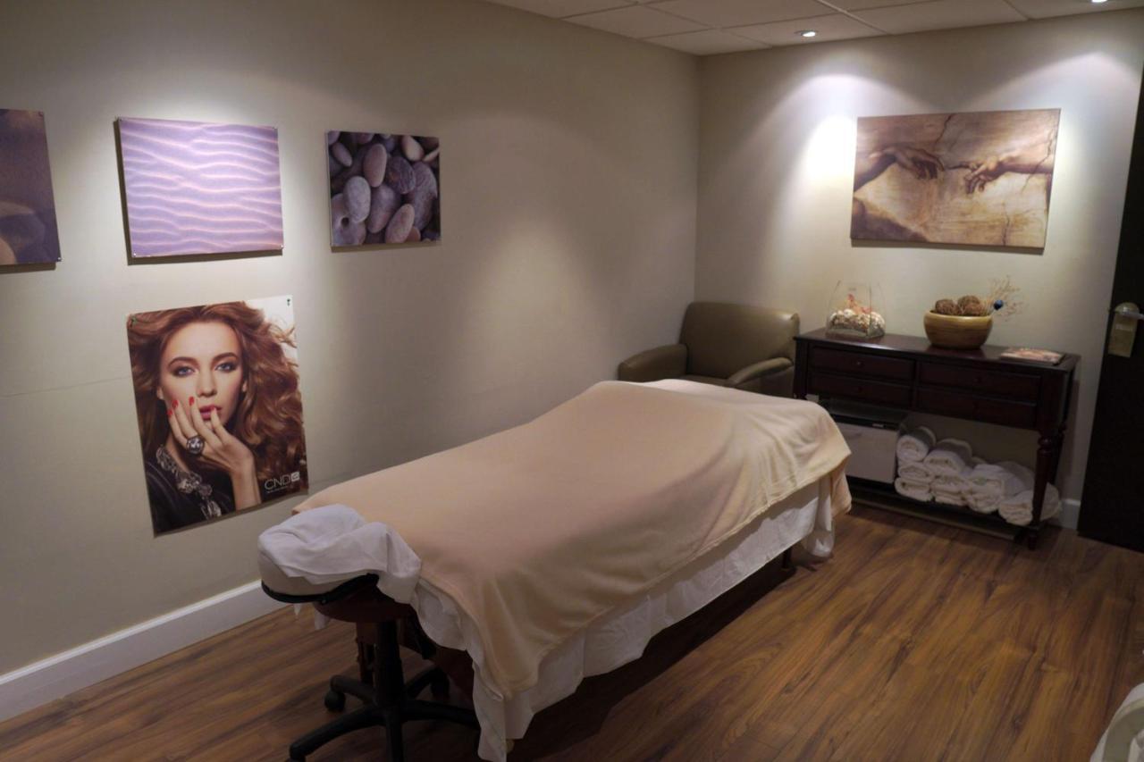 Radisson Airport 3* Montreal