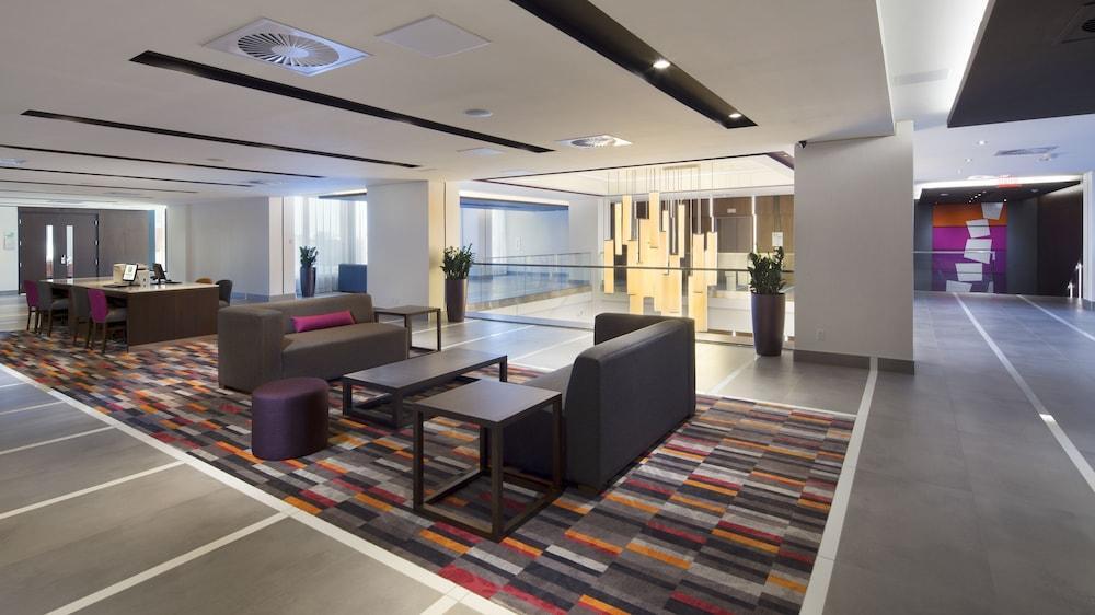Holiday Inn Hotel & Suites - Montreal Centre-Ville Ouest By Ihg 4* Montreal