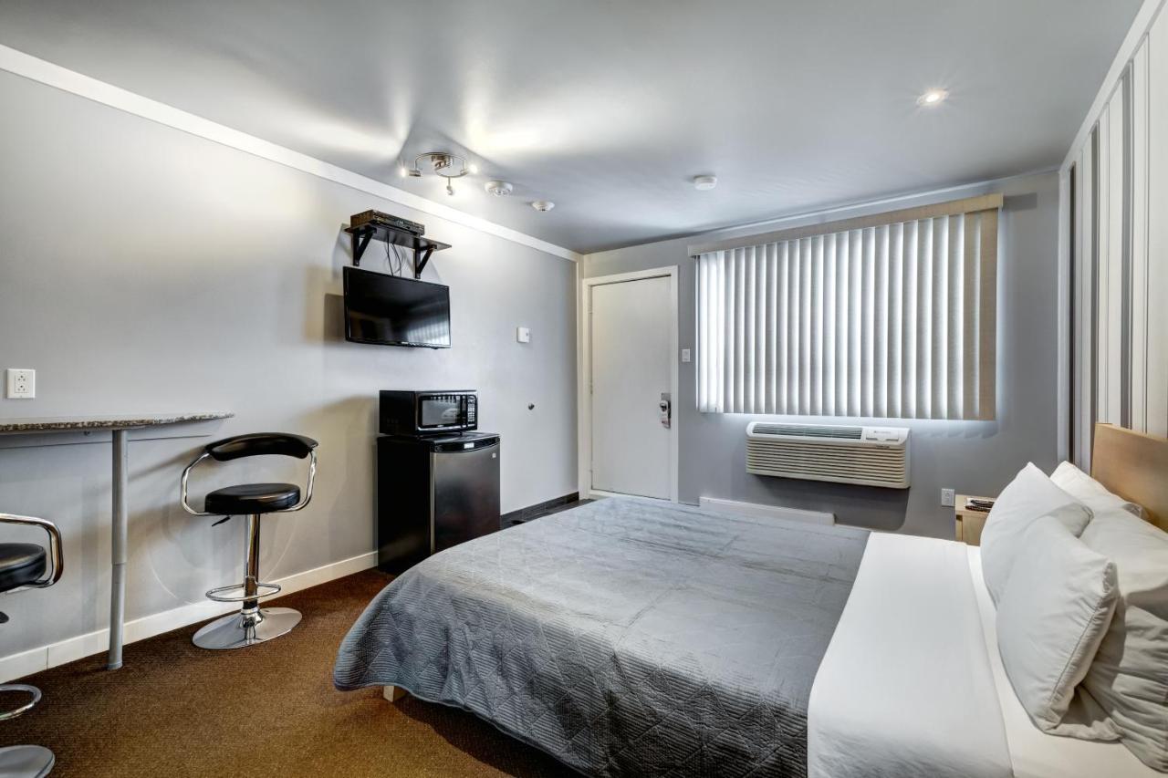 Motel St. Jacques Montreal