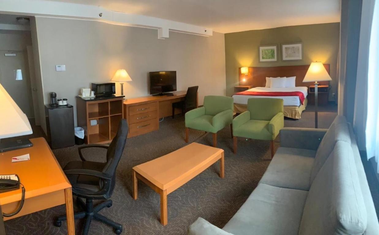 Hotel Ramada Plaza By Wyndham